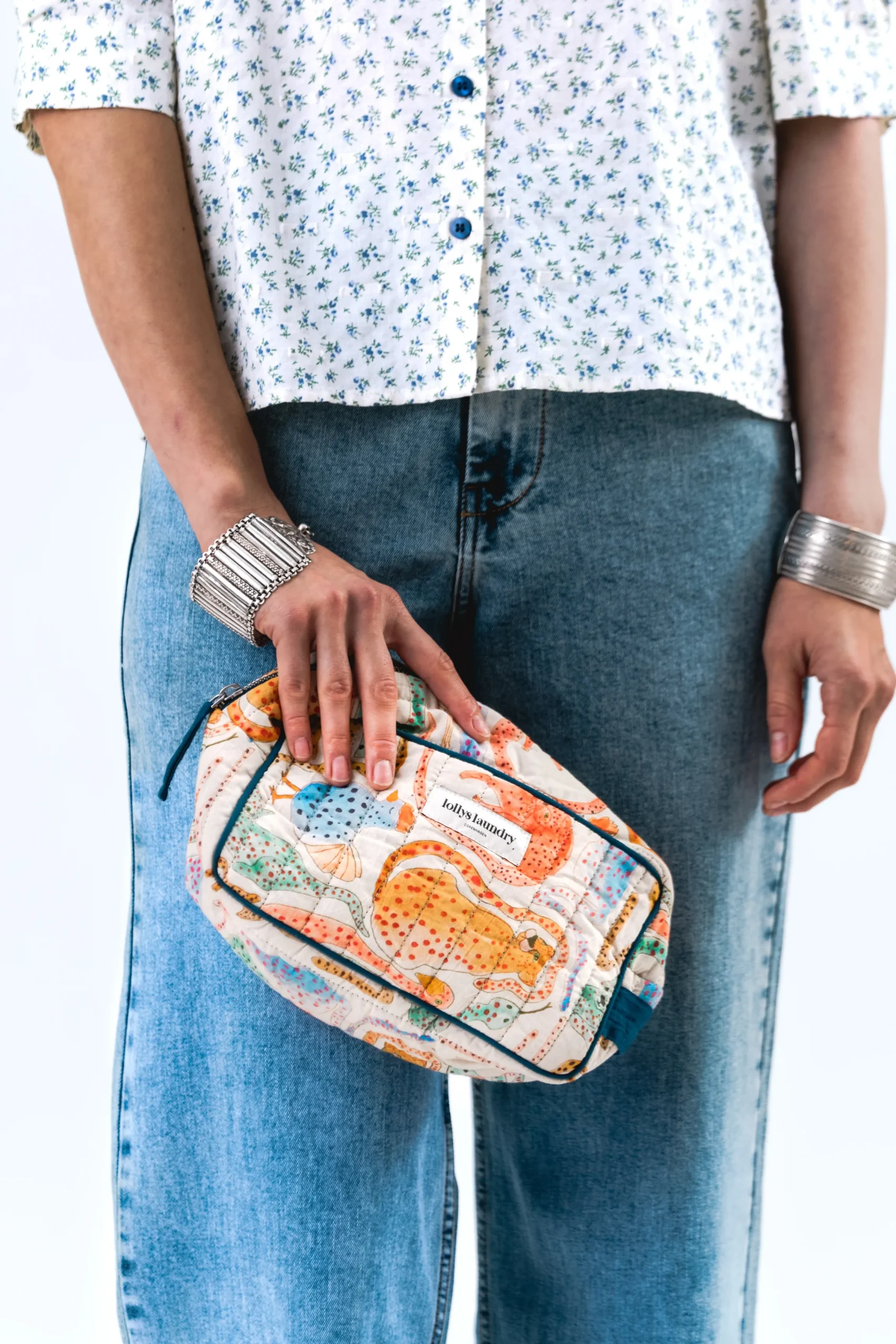 CaveLL Make-Up Bag