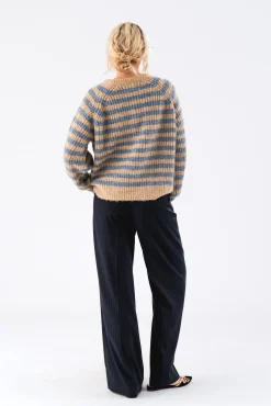 NovaLl Cardigan