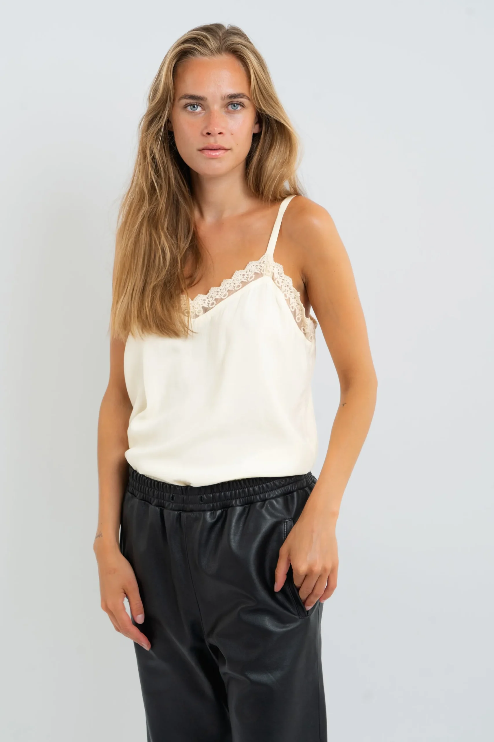 VianeLL Top SL